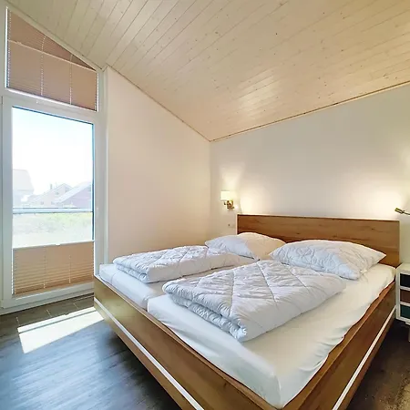 Seeschwalbe 327 Дом отдыха Миров